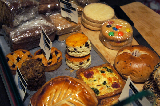 BabyBirdBakery.JPG